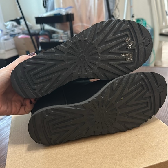 Black UGG Wedge Boot - Picture 7 of 7